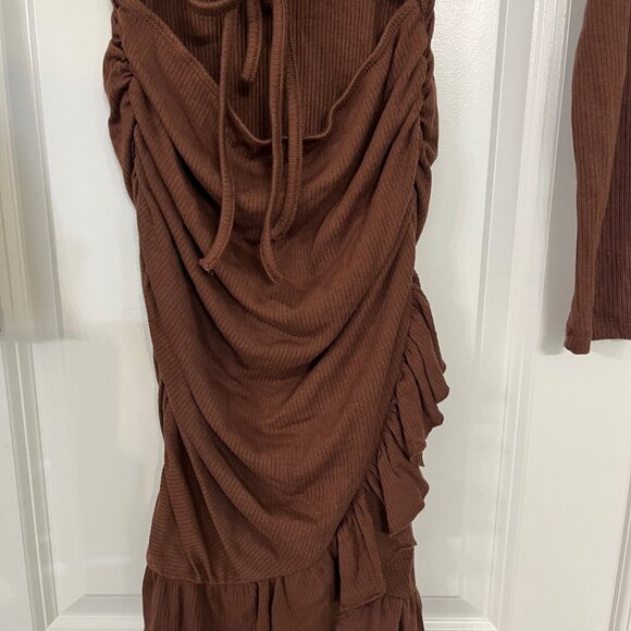 Brown Ruched Cutout Midi Dress - Long Sleeve - Picture 3 of 7